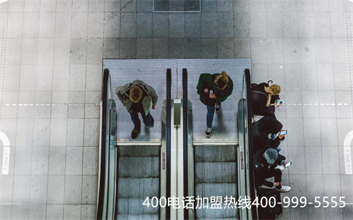 (400電話辦理時判斷代理商正規與否的標準)(正規運營商400電話辦理的費用需要多少？)