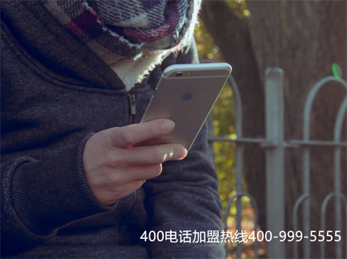 (400電話收費標準是什么)(400電話客服外包價格很高嗎？是怎樣收費的？)